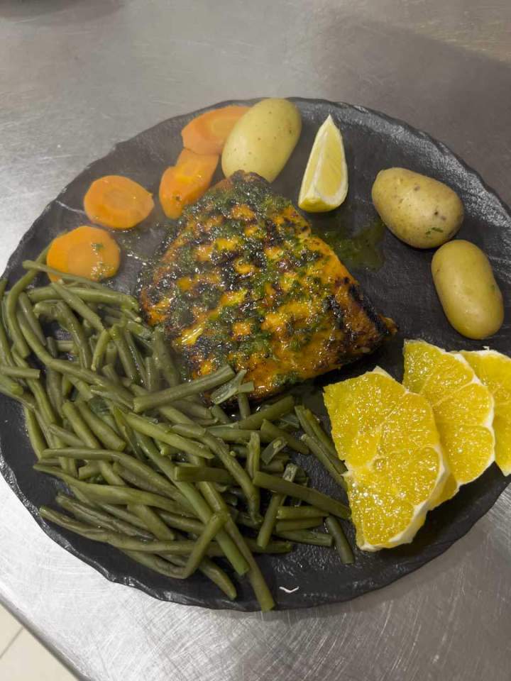 Restaurant soirée entre collègues Yèbles