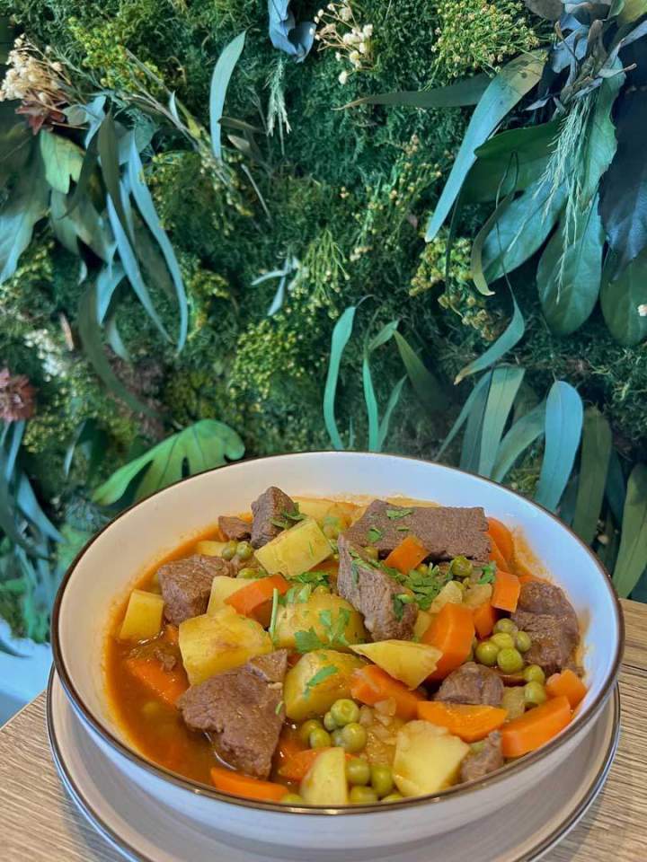 Restaurant soirée entre collègues Yèbles